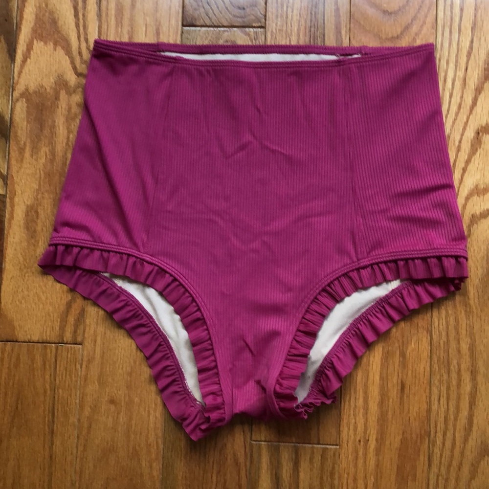 3 Kortni Jeane Bottoms- Regular High Waisted & All Ruffled Up - Picture 4 of 4